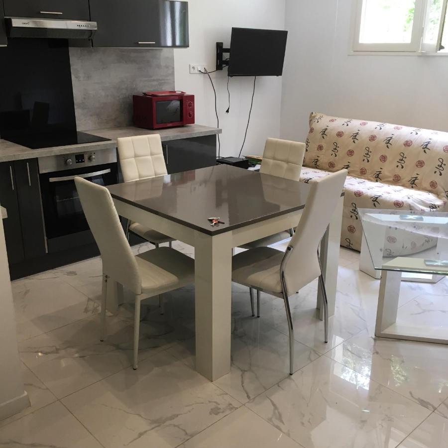 Lesjardinsfleuris Apartment Mandelieu La Napoule Ngoại thất bức ảnh