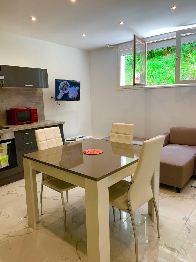 Lesjardinsfleuris Apartment Mandelieu La Napoule Ngoại thất bức ảnh